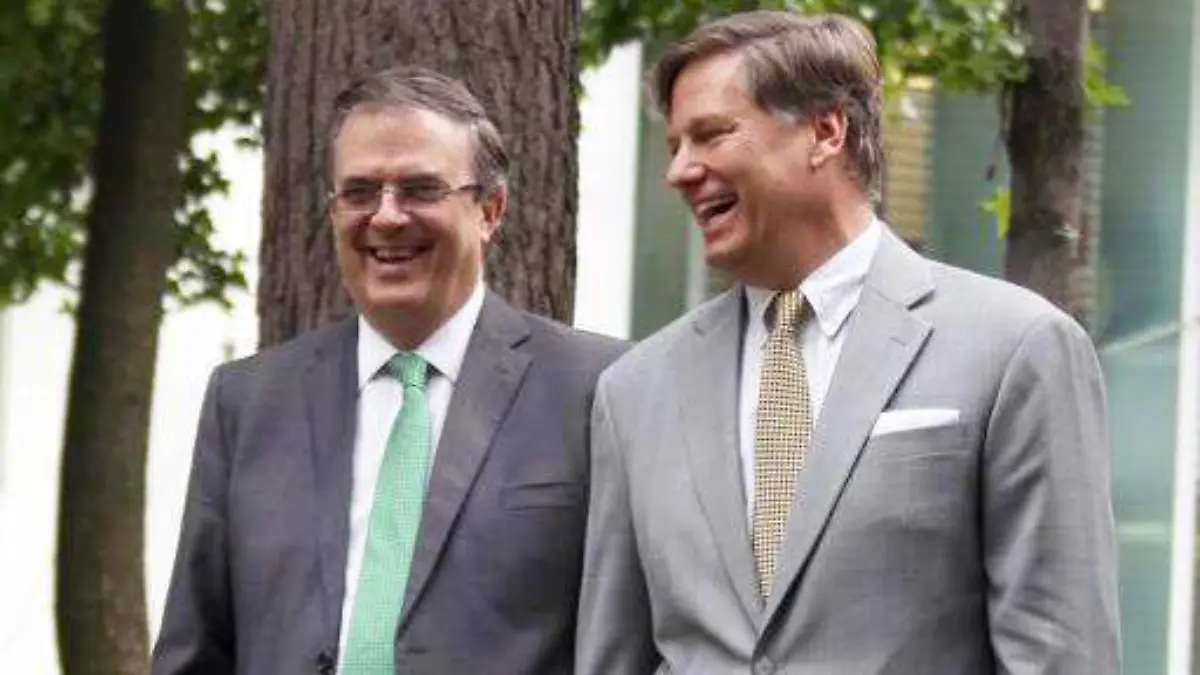 Christopher Landau  marcelo ebrard